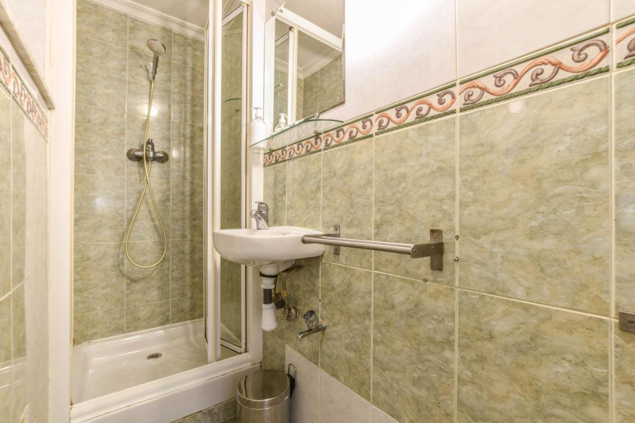 Appartement Apartamento Plaza De Lavpies à Madrid Extérieur photo