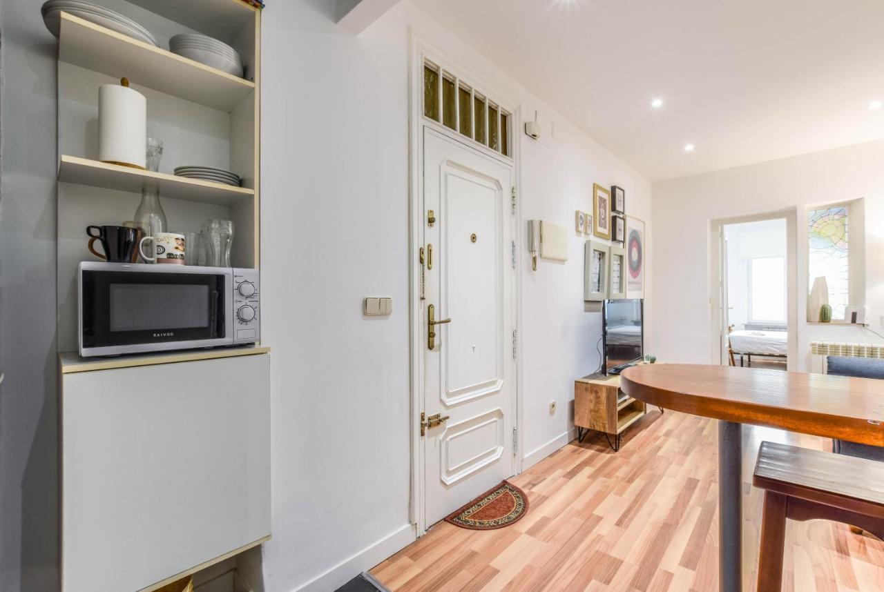 Appartement Apartamento Plaza De Lavpies à Madrid Extérieur photo