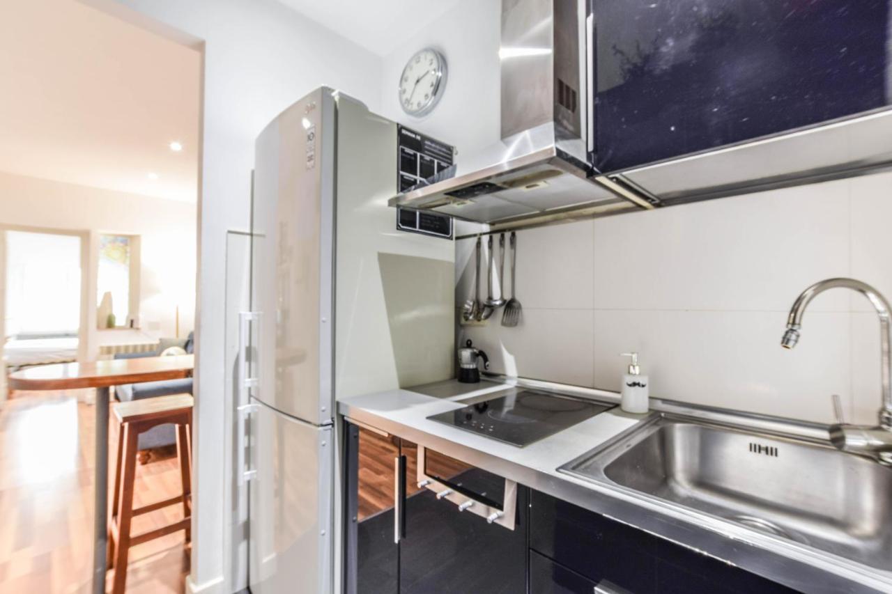 Appartement Apartamento Plaza De Lavpies à Madrid Extérieur photo